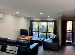 Image of Close in CBD gem