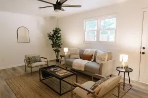 Image of \"Morning View 4” Cozy Modern Stay - College\/Hiking