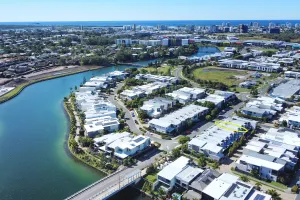 Image of Stylish Maroochydore Delight - 3 bed, 2 bath