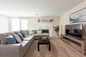 Image of KING BD, Downtown Alpharetta, Spacious, & Renovated