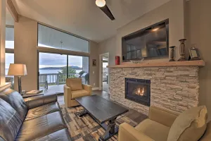 Image of Bayfront Home - Take Ferry to the San Juan Islands