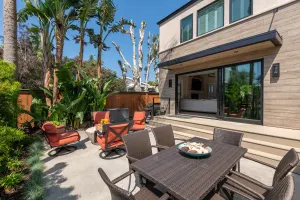 Image of Exquisite home, 2 blocks from beach! - Vitamin Sea