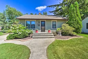 Image of Modern Home with Backyard, 1 Mi to Dtwn Sturgeon Bay
