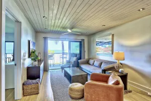 Image of Land's End 11-204 Beach Front