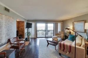 Image of Hot Springs Condo with Lake Access and Community Pool