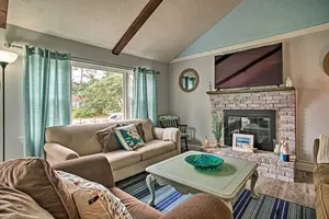 Image of Walk to Beach Quaint Dennis Home with Deck and Grill!
