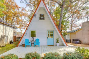 Image of Discover Lakeside Bliss at Jackson Lake!