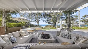 Image of Barellen Beach House - Luxe Beach Front, Oceanview