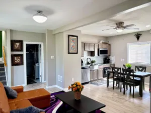 Image of No Chores, 10min to downtown and 25min to Niagara Falls