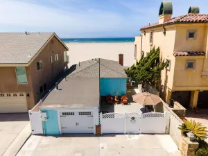 Image of 3421O- Ca 'sea' ta on the Sand