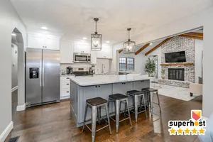 Image of Fully Renovated | Finished Basement | Luxury Beds | Games