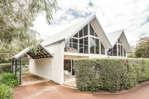 Image of Whitesands BEACH VILLA | holiday on the edge of the Bay ​| Margaret River Proper