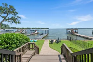 Image of Casa KK, Modern Luxury 2610 SF, 4BR 3BA Open Water Views | Dock