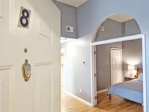 Image of Tanner Bldg Apt 8 - 1 bedroom (Downtown)