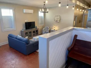 Image of Historic 2 bed 2 bath downtown