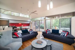 Image of Lakuna Retreat