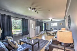 Image of Cozy Getaway 5 Miles to Duluth and Lake Superior!