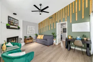 Image of Cozy Newly Renovated Entire Residential Home