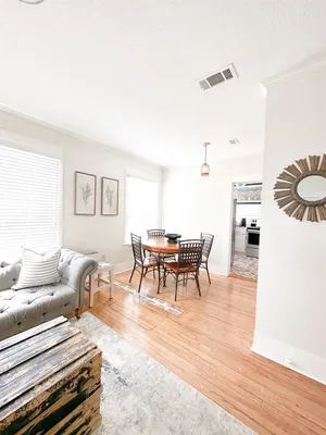 Image of Kalmia Suite C - Centrally Located Downtown