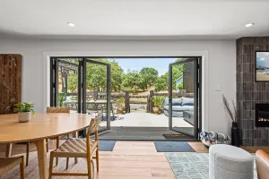 Image of Tranquil Healdsburg Escape | Near Wineries & Plaza