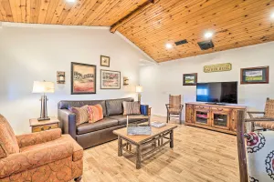 Image of Relaxing Rural Harrison Home - 11 Mi to Town