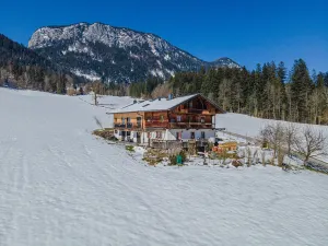 Image of Flat with balcony opposite the ski lift