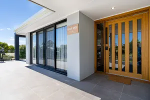 Image of Beach Walk on Alfred