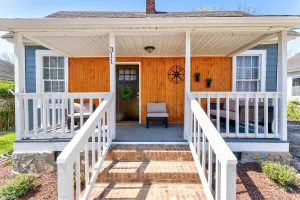 Image of Millie the Mermaid - Renovated Mill house circa 1906 Near Winthrop