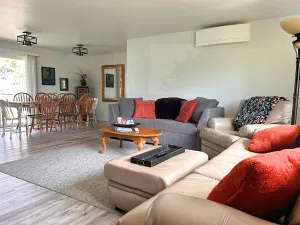 Image of Cheerful 3 Bd Close to Eugene