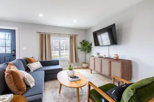 Image of Cute, Chic & Updated Melvindale Cottage!