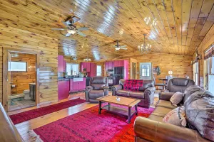 Image of Bemus Point Retreat about 3 Mi to Chautauqua Lake