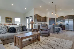 Image of Tranquil Silverwood Estates Less Than 1 Mile to River!