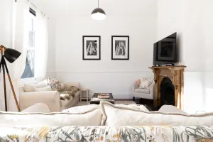 Image of Charming Cottage Nestled in A Prime Location