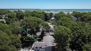 Image of Walkable to beaches. Hot Tub and Dog Friendly!