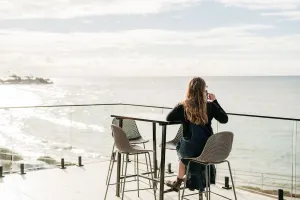 Image of Novo Luxury Apartment Penguin Accommodation Itas