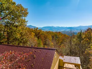 Image of *NEW* MODERN MOUNTAIN HOME // HAWKS HAVEN