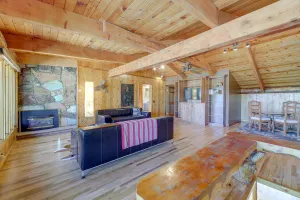 Image of Spacious Pinedale Home with Mountain Range View