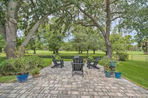 Image of Crystal River Gem Near Three Sisters Springs!