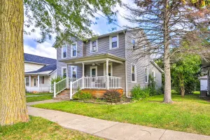 Image of Sweetwater Hideaway - Blocks to Lake Erie!