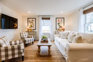 Image of Downtown Luxury Farmhouse Apartment #4