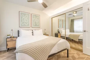 Image of Stay around the corner from the Manhattan Beach St