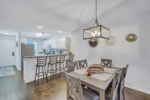 Image of GATA Suite - Quiet neighborhood 10 minutes to GSU