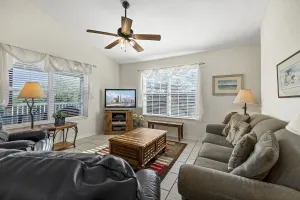 Image of Top Floor Hideout C304 NL: Top floor with pool access