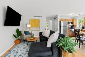 Image of Cozy 2BR Condo in Great Location - King Bed