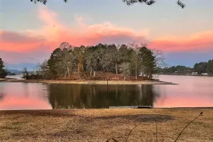 Image of Waterfront Home with Dock Less Than 3 Mi to Oaklawn Racing!