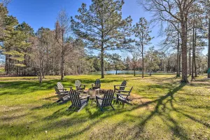 Image of Green Acres Home with Fire Pit and Fishing Pond