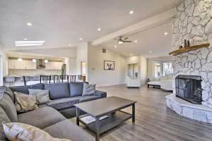 Image of Fully Remodeled Hillsboro Home with Home Theater!