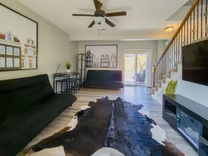 Image of Home Away from Home Close to KCI Airport, Weston