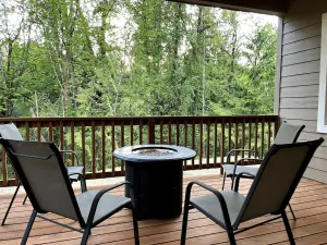 Image of Lovely Condo close to town with Forest View