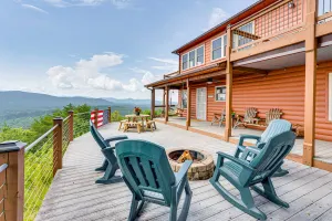 Image of Blue Ridge Mountain Cabin w/ Views, 2 Mi to Dtwn!